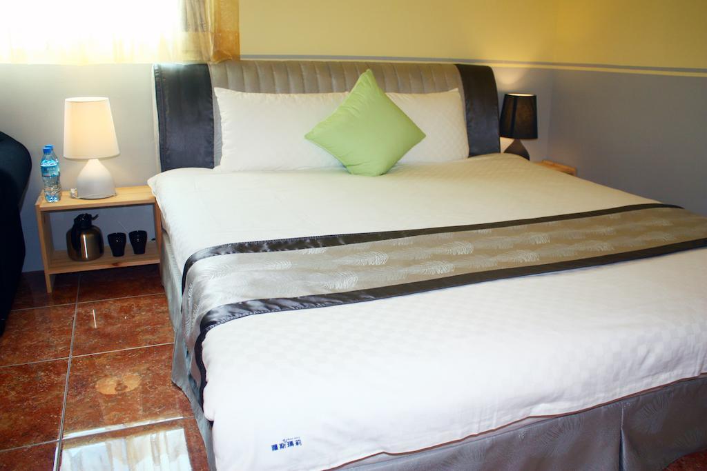 Mary 18 Apartment Taitung Luaran gambar