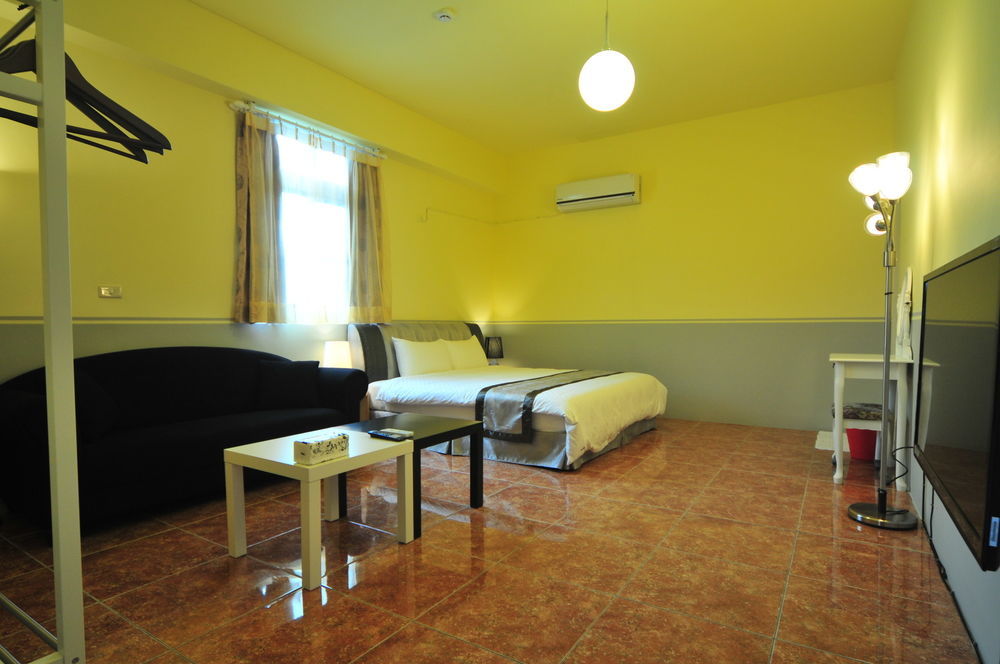 Mary 18 Apartment Taitung Luaran gambar